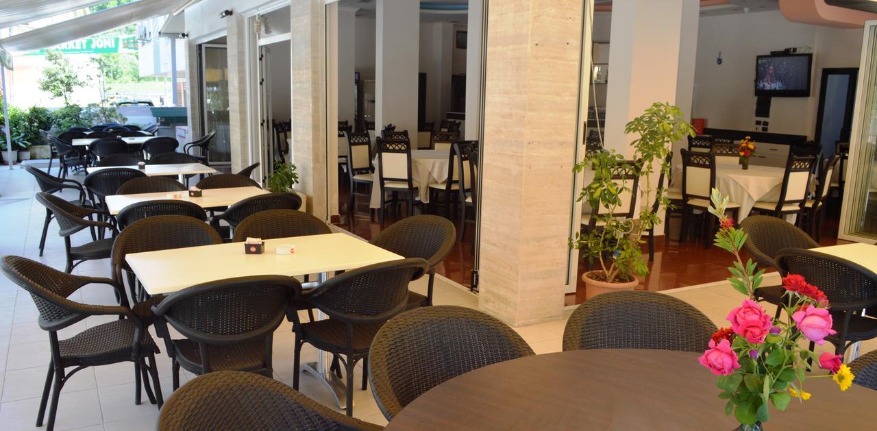 Hotel Riviera Дуррес Экстерьер фото