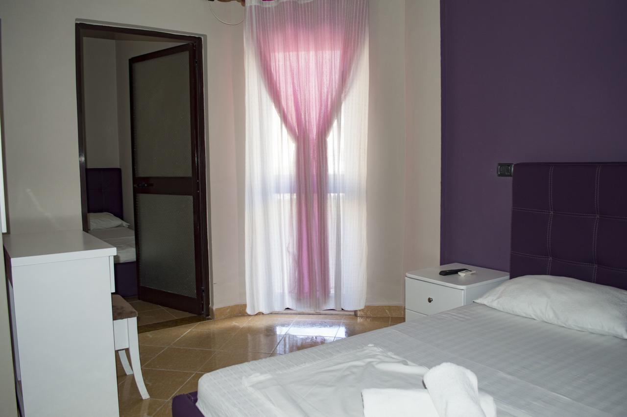Hotel Riviera Дуррес Экстерьер фото