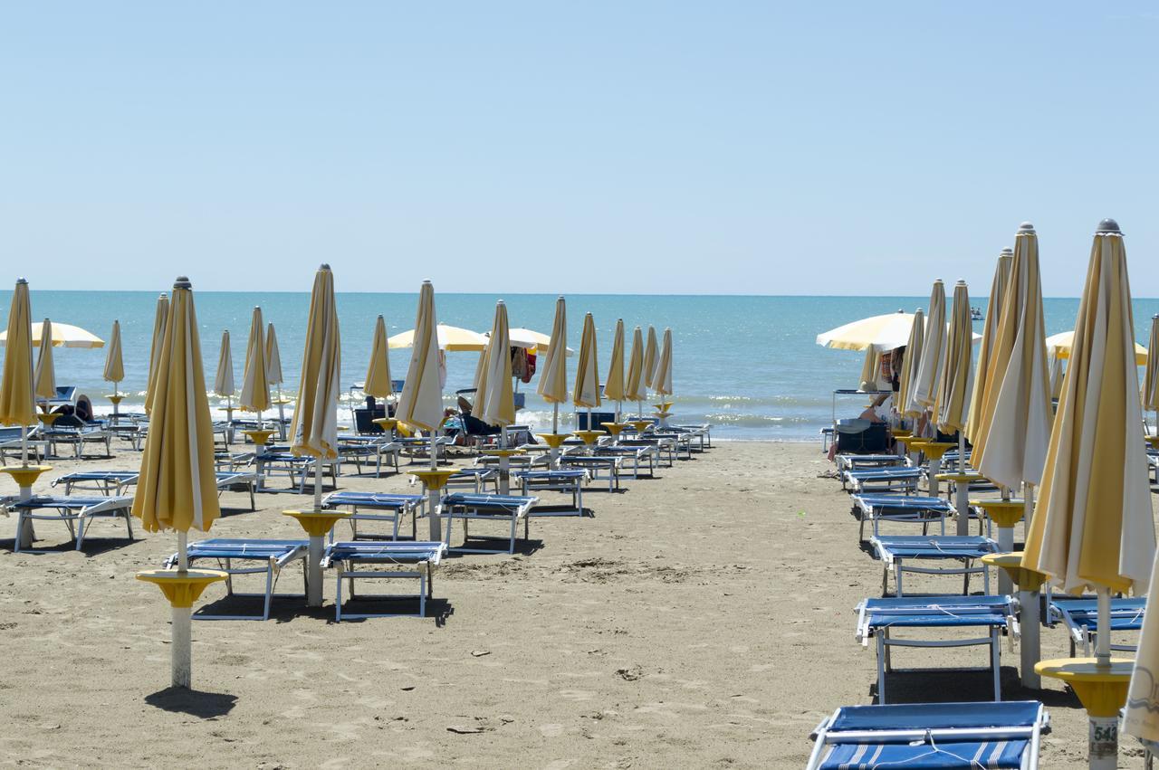 Hotel Riviera Дуррес Экстерьер фото
