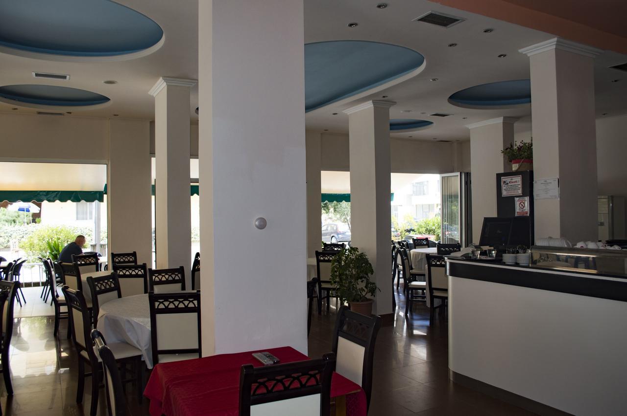 Hotel Riviera Дуррес Экстерьер фото